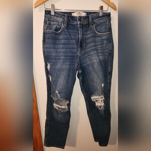 Hollister Curvy High-rise Mom Jean